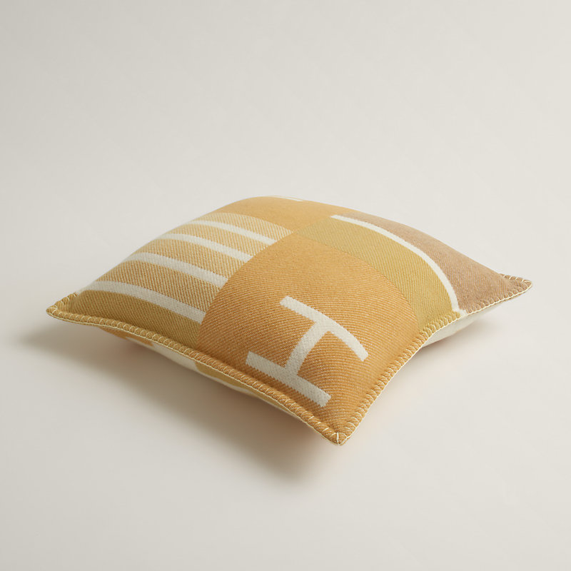 Avalon Vibration pillow, small model | Hermès USA